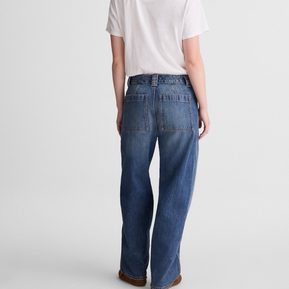 The Petite Darted Barrel Leg Jean by Madewell - Picture 4 of 6